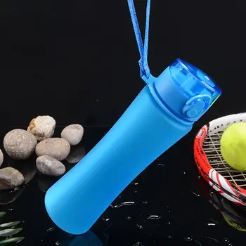 Spor Drinkware Taşınabilir Sızdırmaz BPA Ücretsiz Kayış Su Bardağı Buzlu 500 ML Su Şişesi meyve suyu fincanı