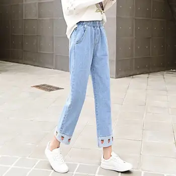 Kot kadın Gevşek 2020 İlkbahar / Yaz Yeni Elastik Bel Düz İşlemeli Çilek Kırpılmış Pantolon