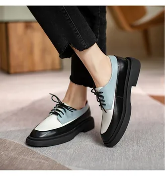 2021 İlkbahar / Sonbahar Kadın Ayakkabı Hakiki Deri Yuvarlak Ayak Lace Up platform ayakkabılar Renk Karışık Kalın Topuk Flats Kadınlar için Sneakers