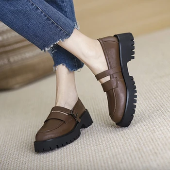 2022 İlkbahar / Sonbahar Kadın Ayakkabı Yuvarlak Ayak platform ayakkabılar Kadın İnek Deri Kadın Loafer'lar Konfor Katı Pompalar tıknaz Topuklu Ayakkabı