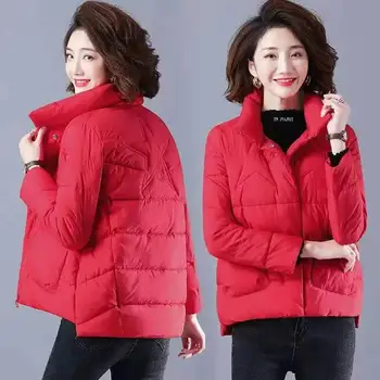 Kadın pamuklu ceket Sıcak Dış Giyim Kış 2021 Moda Gevşek Casaco Feminino Palto Parkas Siyah Yeşil Kırmızı Yastıklı Ceketler Kadın