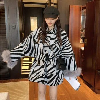 Kış Yeni Kore Moda Yün Karışımları Büyük Boy Kadın Giyim Zebra Desen Gevşek Bel Ceket Dikiş Kollu Orta Uzunlukta Ceket